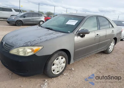 2003 Toyota Camry Le из США, поврежденный, VIN 4T1BE32K83U706507